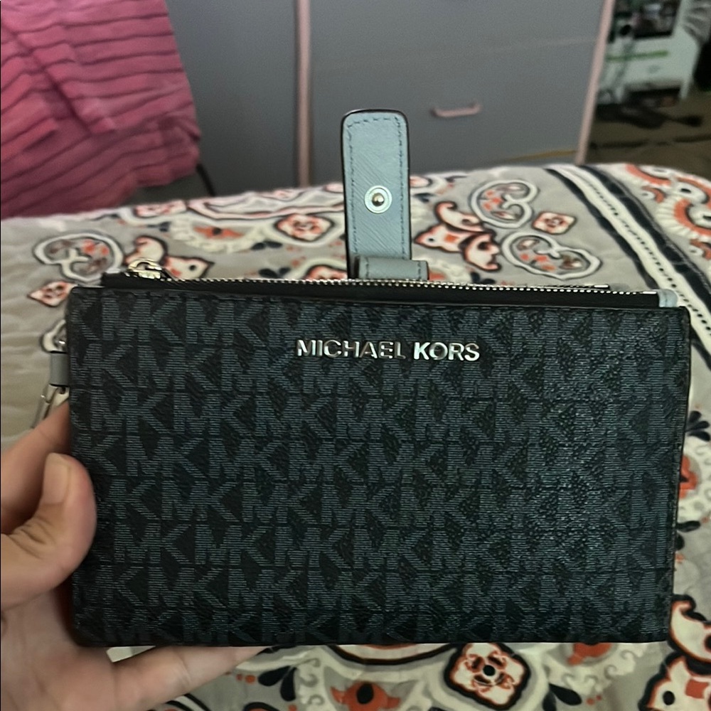 Michael Kors Black Wrislet